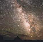 Malam Bintang Stargazing di Langit Salida yang Gelap
